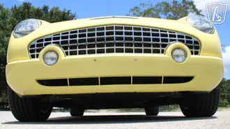 2002 Ford Thunderbird photo 5