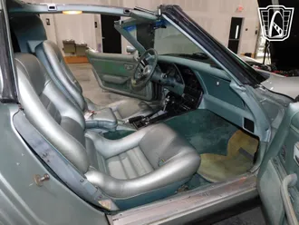 1982 Chevrolet Corvette photo 7