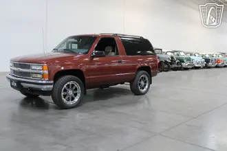 1998 Chevrolet Tahoe photo 3