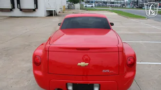 2004 Chevrolet SSR photo 5