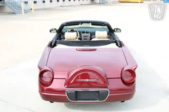 2004 Ford Thunderbird photo 3