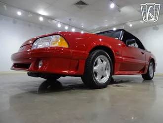 1989 Ford Mustang GT photo 4