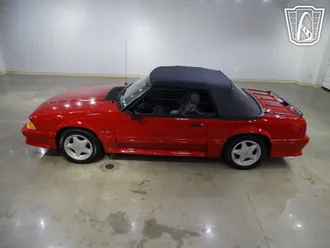 1989 Ford Mustang GT photo 5