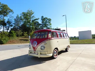 1975 Volkswagen Type 2 photo 2