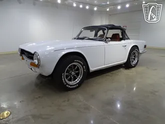 1972 Triumph TR6 photo 2