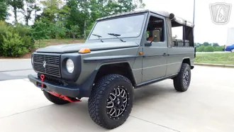1995 Mercedes-Benz 230GE photo 6