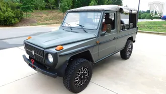 1995 Mercedes-Benz 230GE photo 7