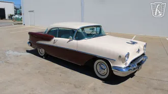 1955 Oldsmobile Holiday photo 2
