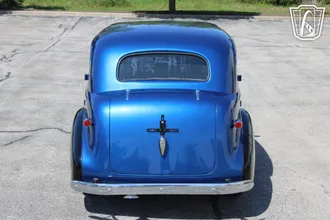1939 Chevrolet Sedan photo 3