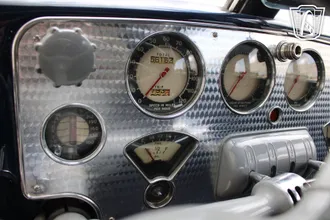 1936 Cord 810 photo 6
