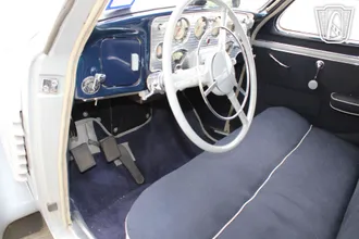 1936 Cord 810 photo 7