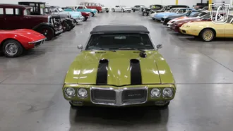1969 Pontiac Firebird photo 2
