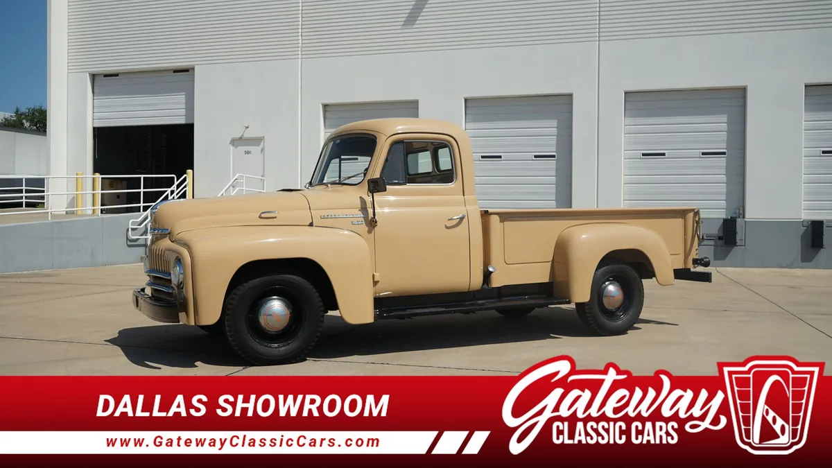 1951 International L 110 PIckup