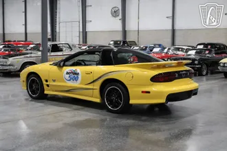 2002 Pontiac Firebird photo 3