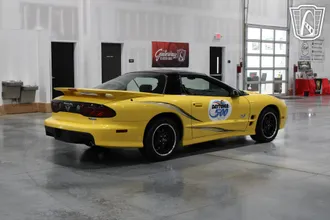 2002 Pontiac Firebird photo 4
