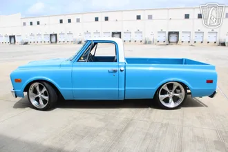 1968 Chevrolet C10 photo 2