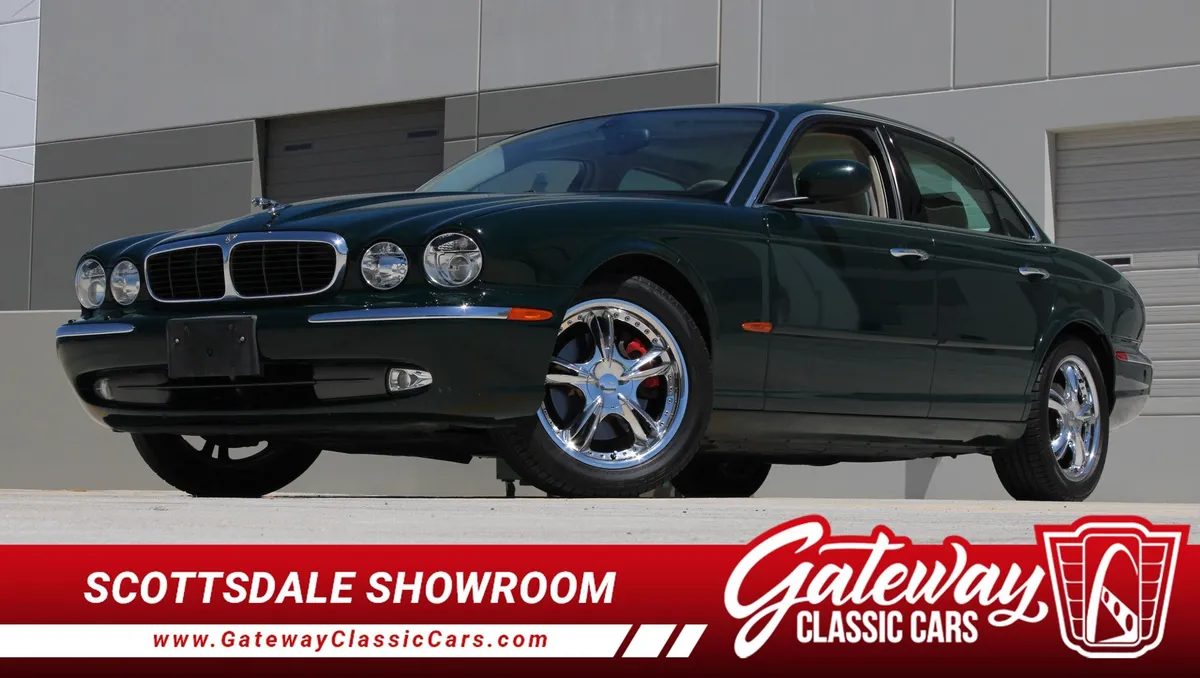 2004 Jaguar XJ8
