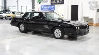 1985 Chevrolet Monte Carlo photo 5