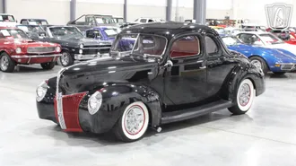 1940 Ford Coupe photo 2