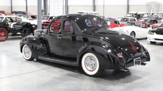 1940 Ford Coupe photo 3