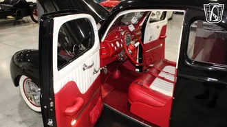 1940 Ford Coupe photo 6