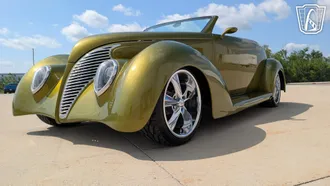 1939 Ford Custom photo 4