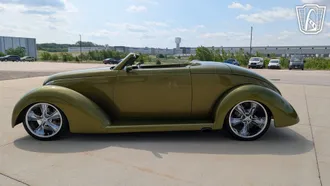 1939 Ford Custom photo 6