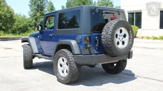 2010 Jeep Wrangler photo 3
