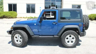 2010 Jeep Wrangler photo 5