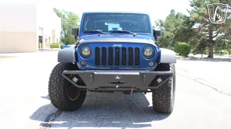 2010 Jeep Wrangler photo 7