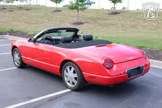 2002 Ford Thunderbird photo 3
