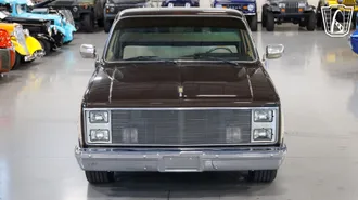 1985 Chevrolet C10 photo 3