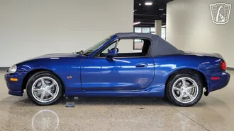 1999 Mazda Miata photo 4