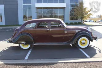 1936 Chrysler Airflow photo 6