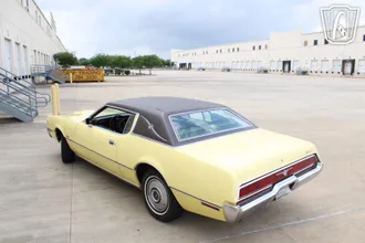 1972 Ford Thunderbird photo 5