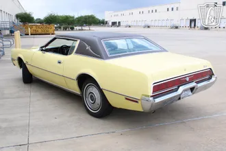 1972 Ford Thunderbird photo 6