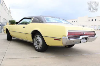 1972 Ford Thunderbird photo 7