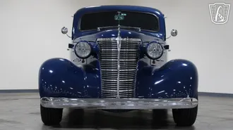 1938 Chevrolet Master Deluxe photo 3