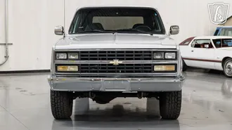 1991 Chevrolet Blazer photo 3