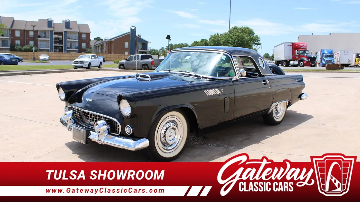 1956 Ford Thunderbird