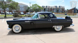 1956 Ford Thunderbird photo 4