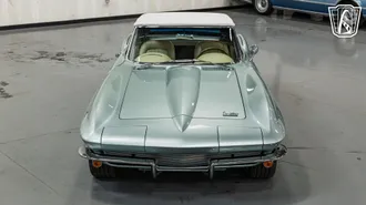 1965 Chevrolet Corvette photo 3