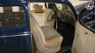 1939 Ford Deluxe photo 7