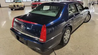 2008 Cadillac DTS photo 3