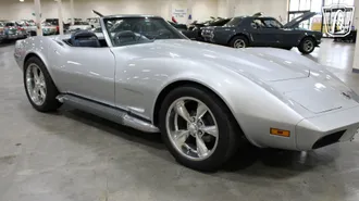 1974 Chevrolet Corvette photo 2