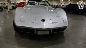 1974 Chevrolet Corvette photo 3