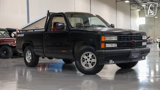 1991 Chevrolet 1/2-Ton Pickup photo 4
