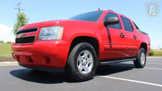 2007 Chevrolet Avalanche photo 2