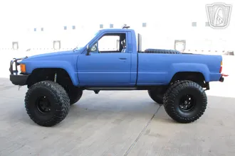 1985 Toyota Pickup photo 2