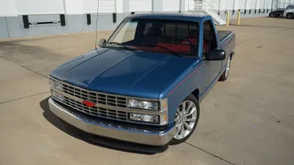 1990 Chevrolet C1500 photo 2